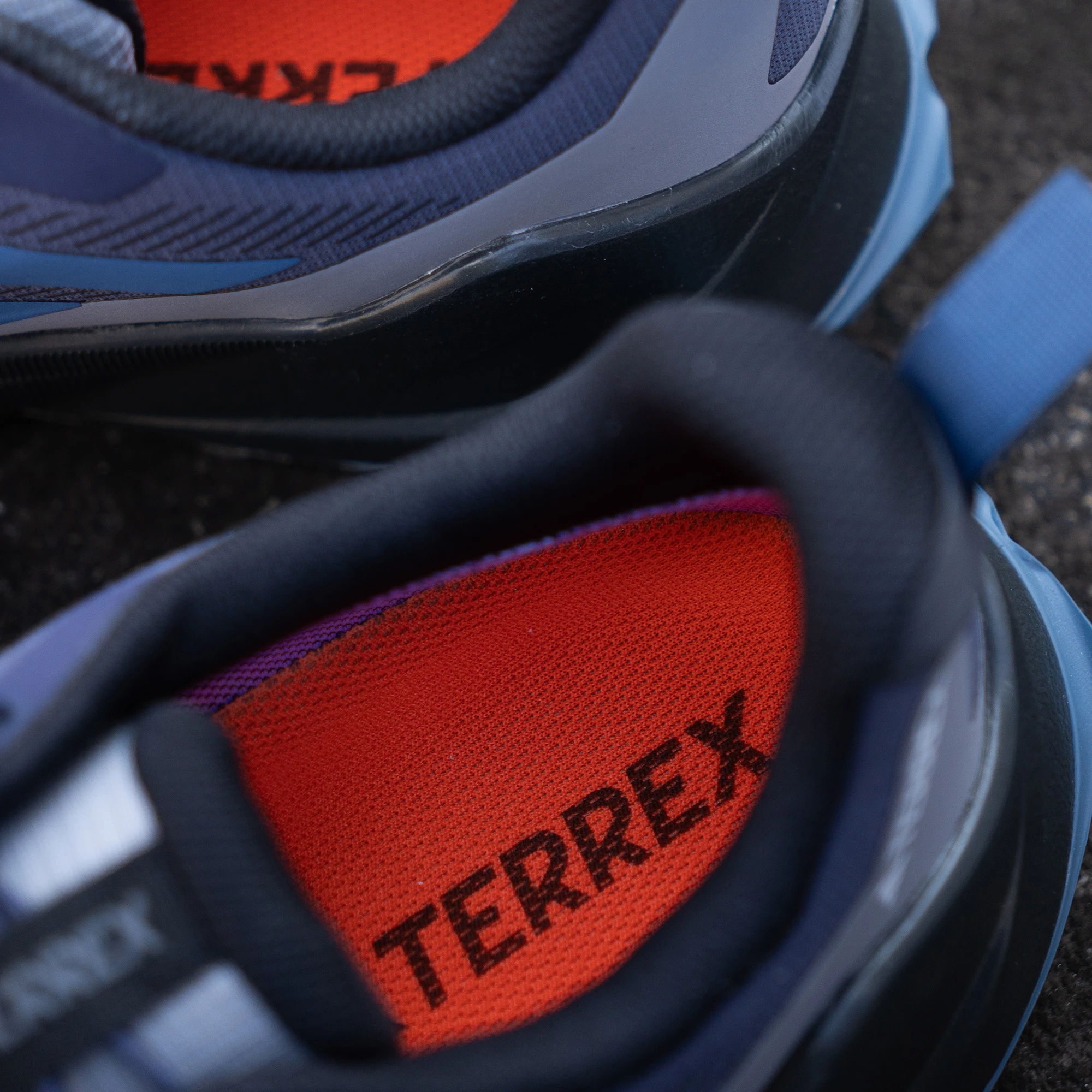 adidas Terrex トレイルランニングシューズ 27.5ネイビーオレンジ 