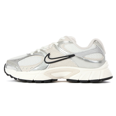 Nike(ﾅｲｷ) |NIKE ナイキ W V5 RNR HQ7901-104 HQ7901-001