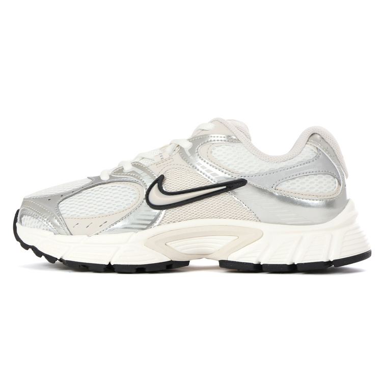 NIKE ナイキ W V5 RNR HQ7901-104 HQ7901-001