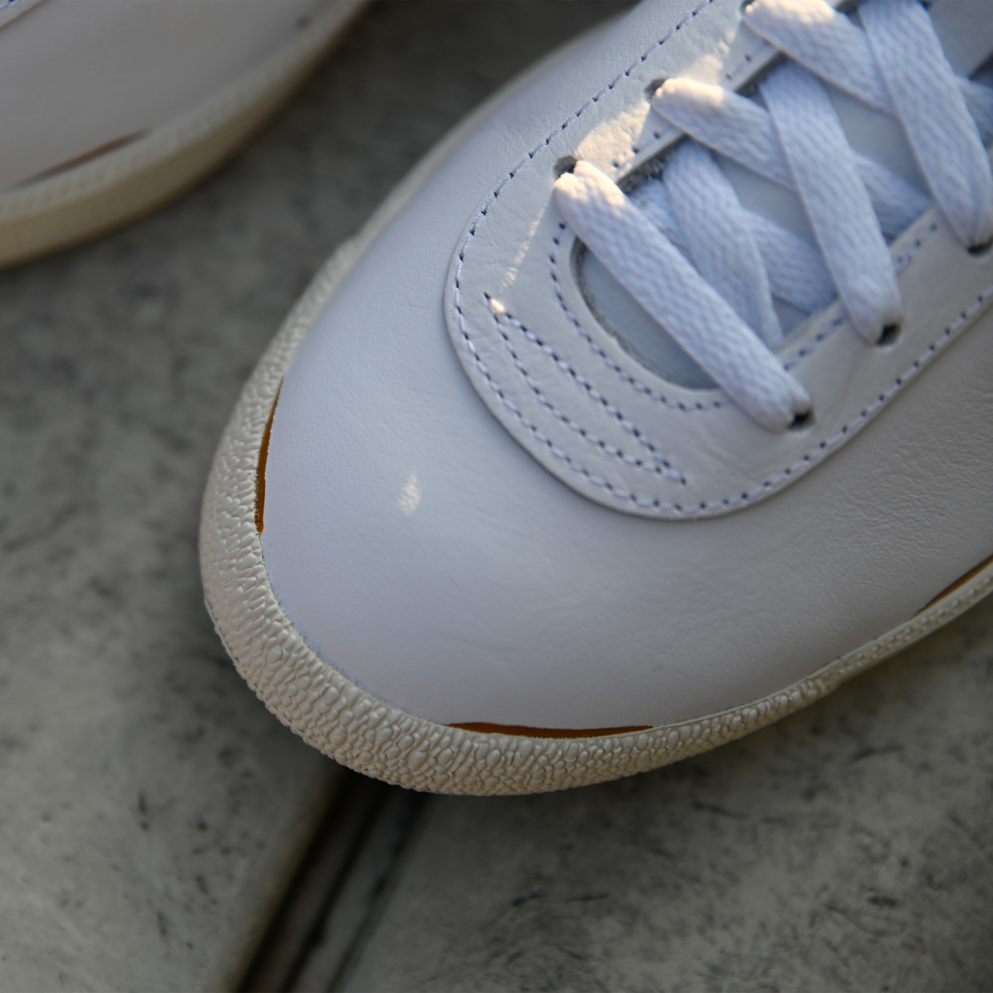 PUMA プーマ STAR NEVERWORN III スター ネバーウォーン 3