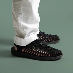 KEEN(ｷｰﾝ) |大きいサイズ【29cm 30cm 31cm】KEEN（キーン） UNEEK MONOCHROME(ユニーク モノクローム) 1014097 ブラック