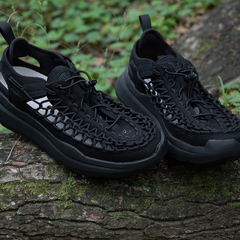 KEEN(ｷｰﾝ) |KEEN キーン UNEEK WK ユニーク ダブルケー 1030271 ブラック/ブラック