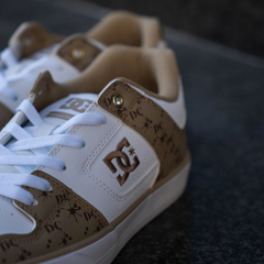 DC(ﾃﾞｨｰｼｰ) |DC Shoes ディーシーシューズ PURE SE SN ピュア SE SN DM251304-WBG ホワイト/ベージュ