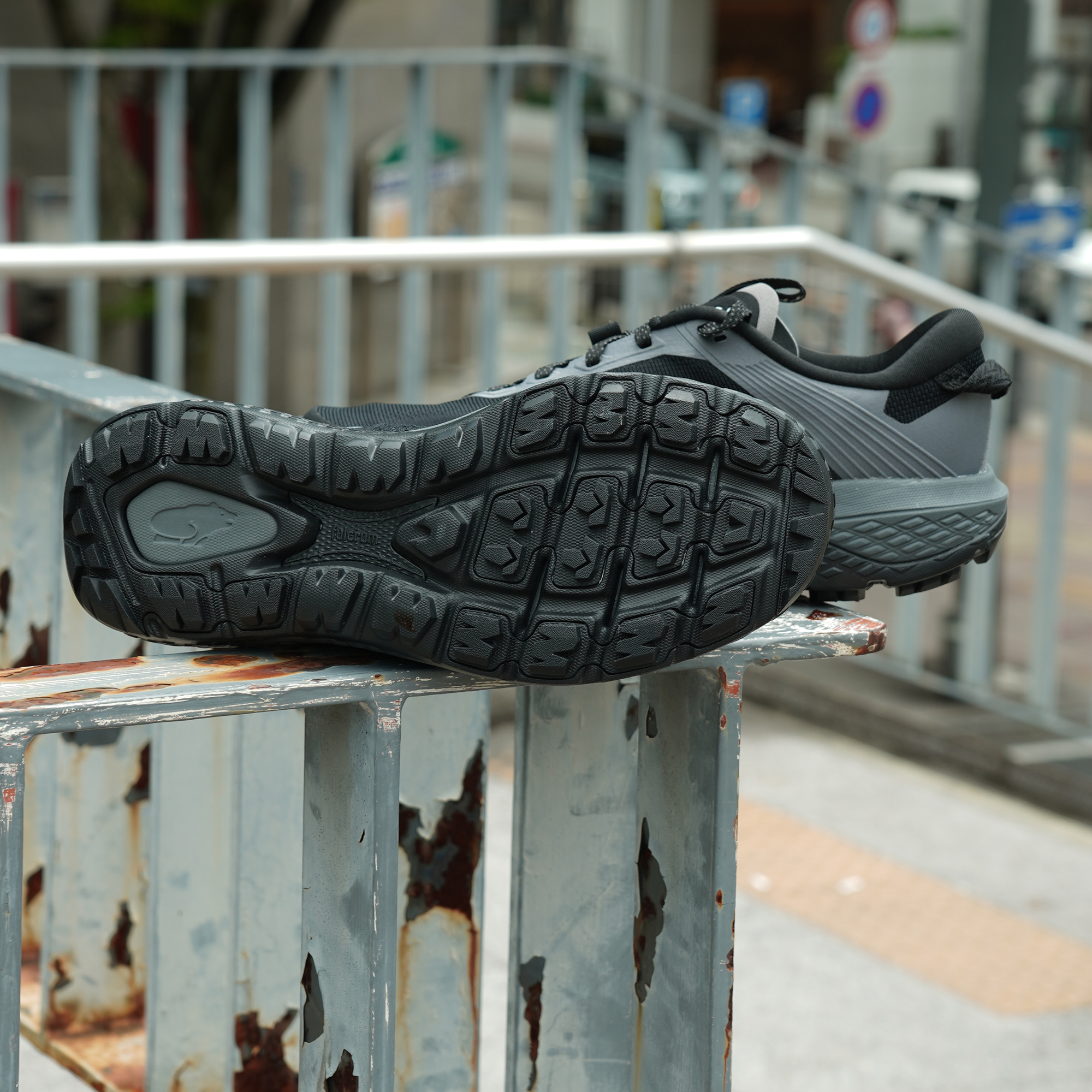 KARHU カルフ IKONI TRAIL WR イコニトレイル WR KH104006 ブラック 