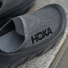 HOKA ONEONE(ﾎｶｵﾈｵﾈ) |HOKA ONE ONE ホカオネオネ RESTORE TC リストア TC 1134532-BBLC ブラック/ブラック