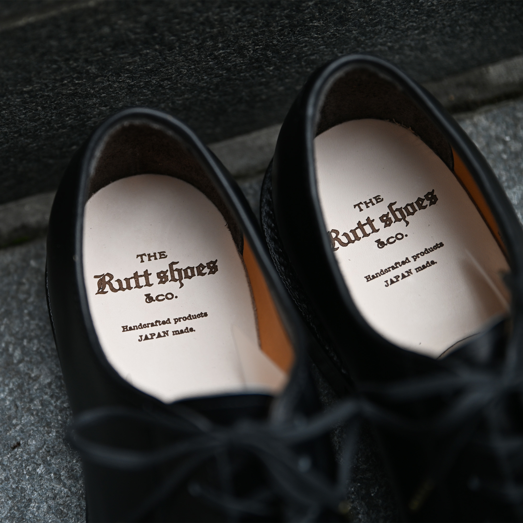 The Ruttshoes &Co ラッドシューズ RIDLEY リドリー スプリットVチップ ブラック / The Ruttshoes  &Co（ﾗｯﾄﾞｼｭｰｽﾞ） | NEXT FOCUS ONLINE STORE